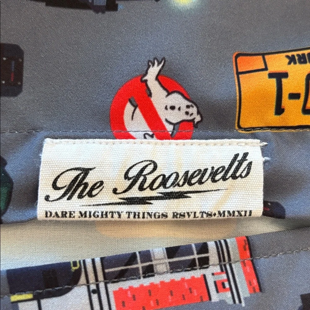 RSVLTS x Ghostbusters Ain't Afraid Kunuflex Button Down Short Sleeve Size M